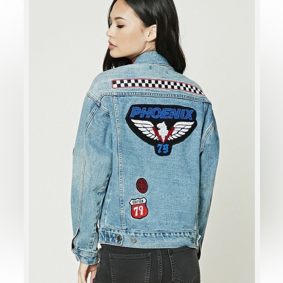 Forever 21 Graphic Patch Denim Jacket Size M - Picture 1 of 12